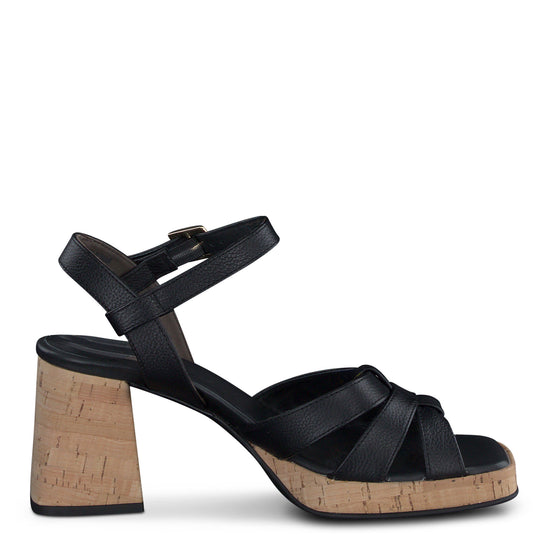 Tina Sandal