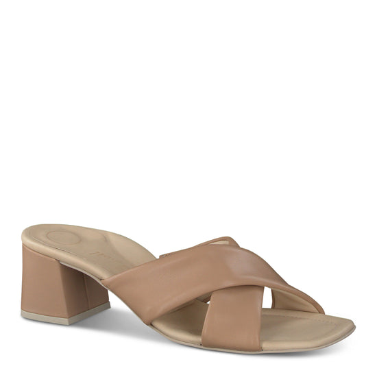 Lauren Sandal